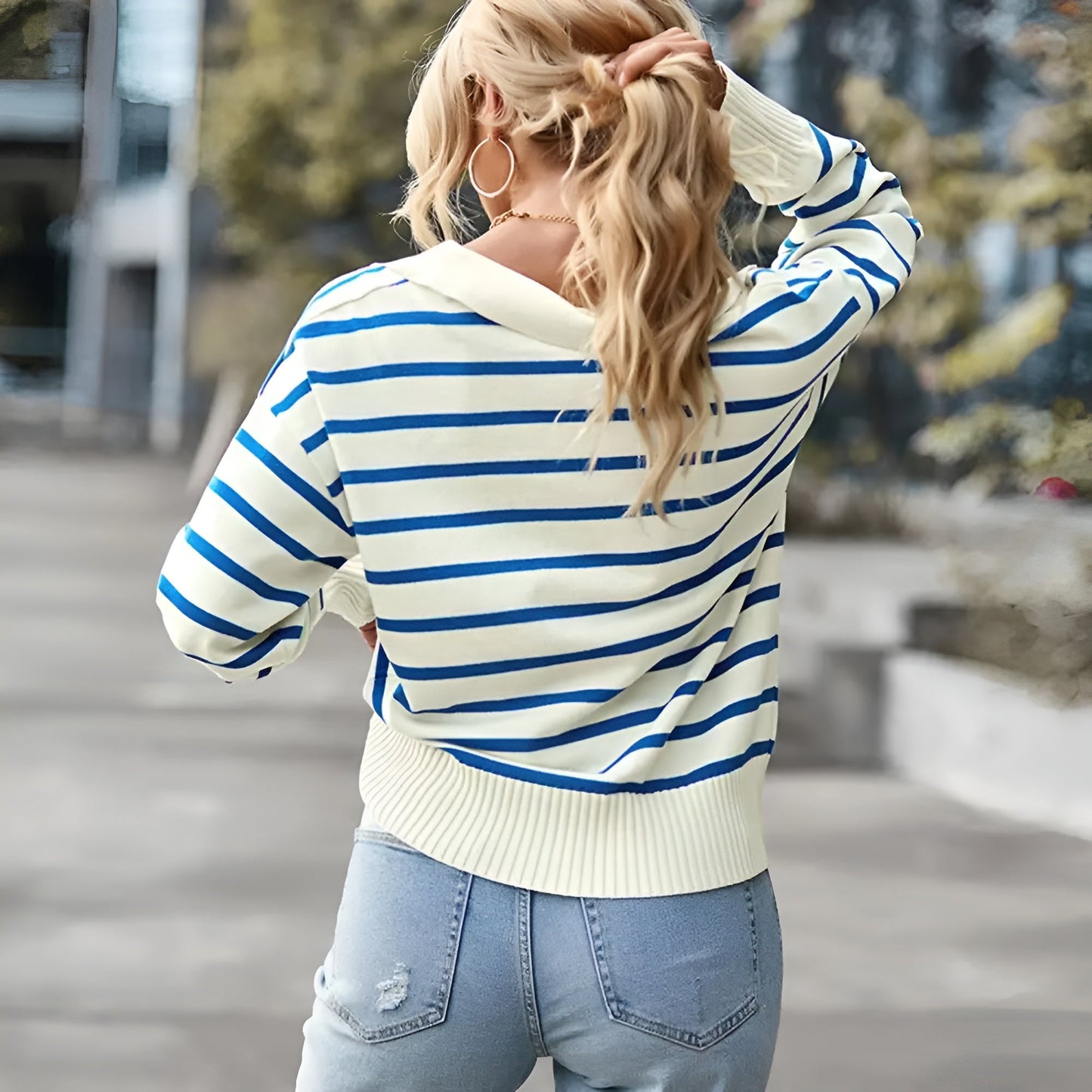 Isa - Striped V-neck Sweater